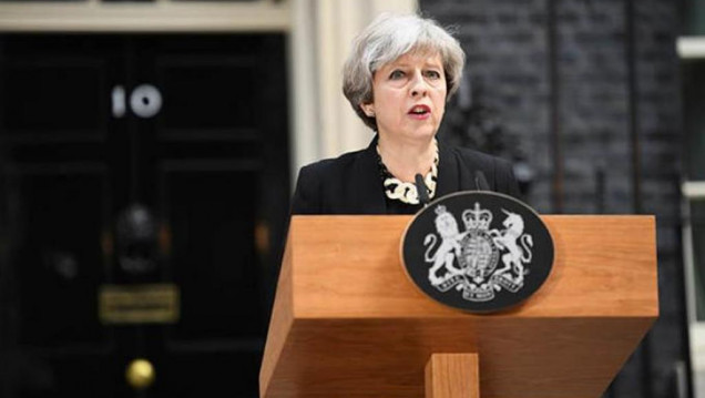imagen Renunció un funcionario británico por tenencia de pornografía