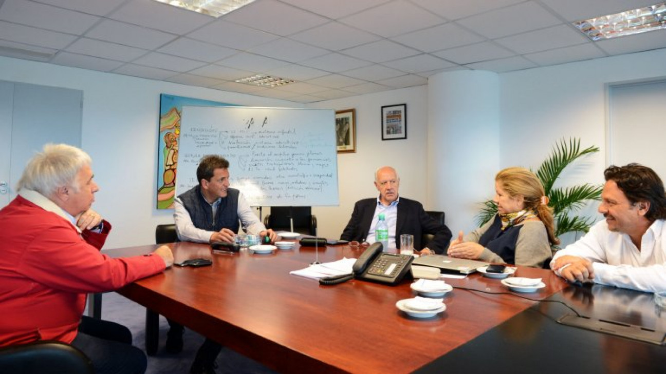 imagen Con un guiño a Macri, UNA define su postura
