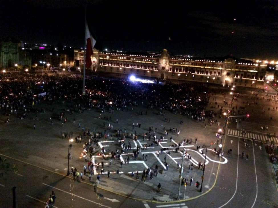 imagen "Regrésenlos" (discurso de Elena Poniatowska en el Zócalo)