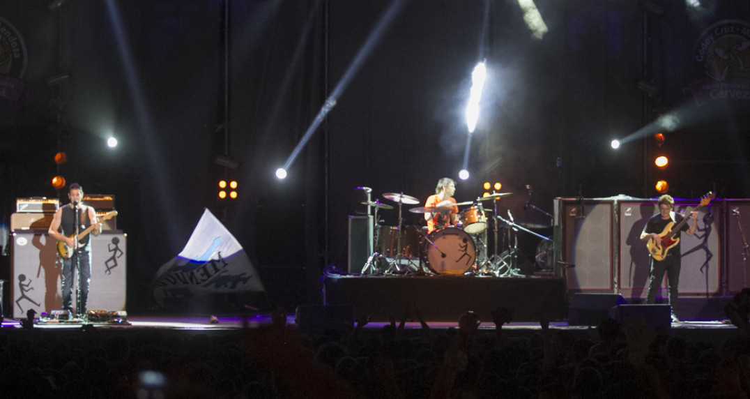 imagen Debajo de la espuma estaba todo el rock en Godoy Cruz 