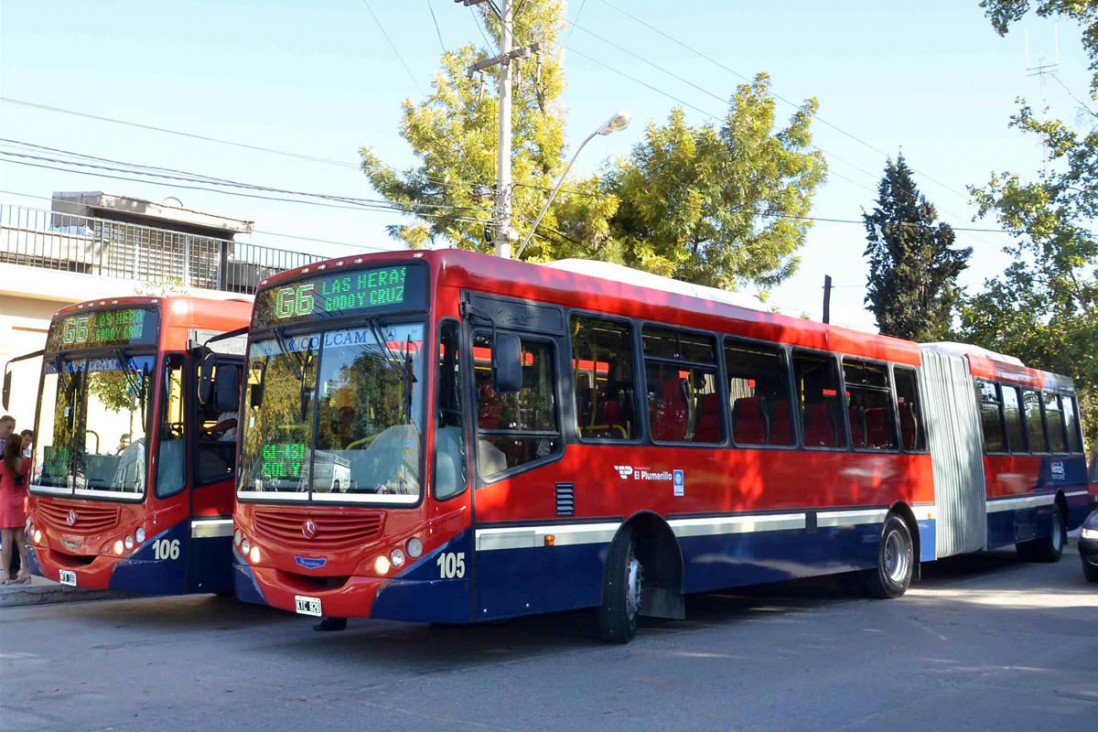 imagen Aumentan 37 % los subsidios a colectivos para mantener las tarifas en el interior
