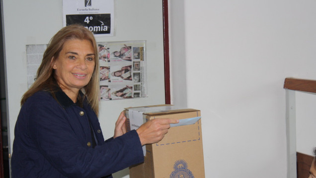 imagen Montero ya votó y ponderó a las PASO