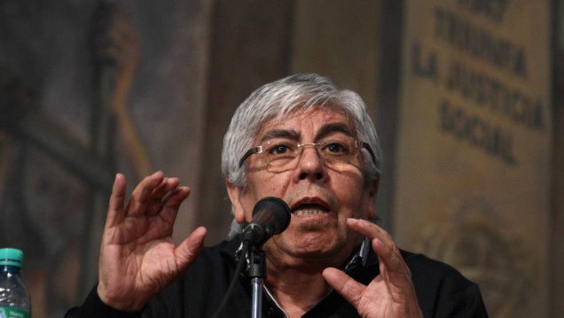 imagen Moyano criticó a Macri por los despidos en el Gobierno