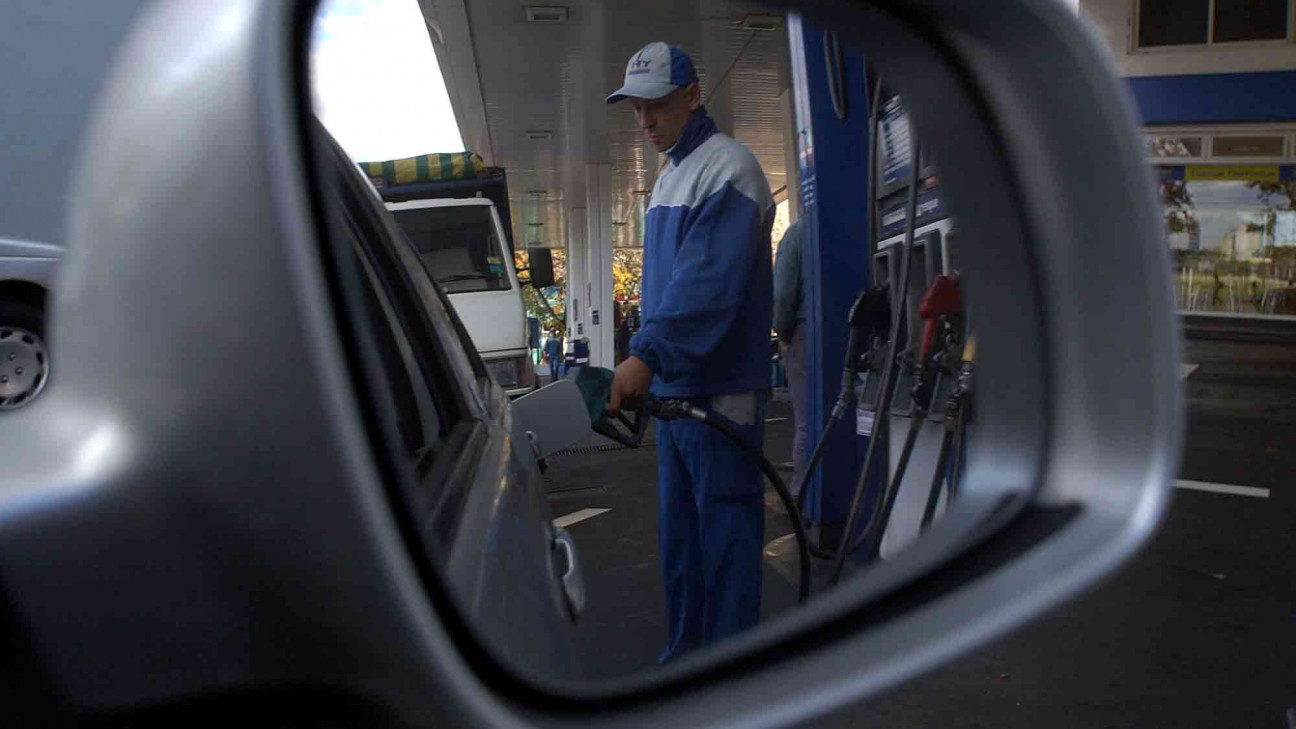 imagen La nafta argentina, la segunda más cara de Sudamérica