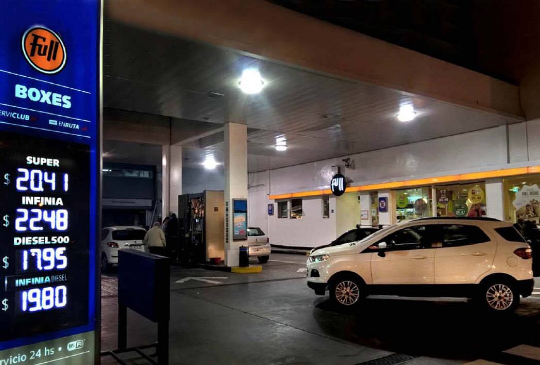 imagen Aumentaron los combustibles: 7,2% la nafta y 6% el gasoil