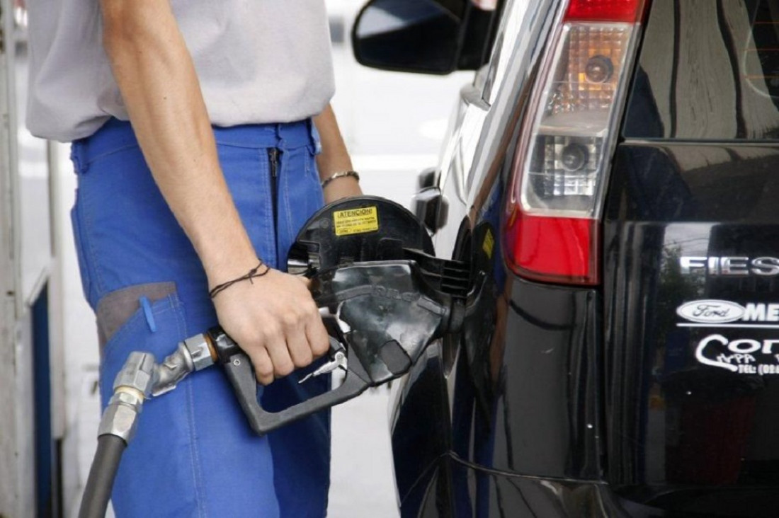 imagen Liberarán el precio de los combustibles en 2018