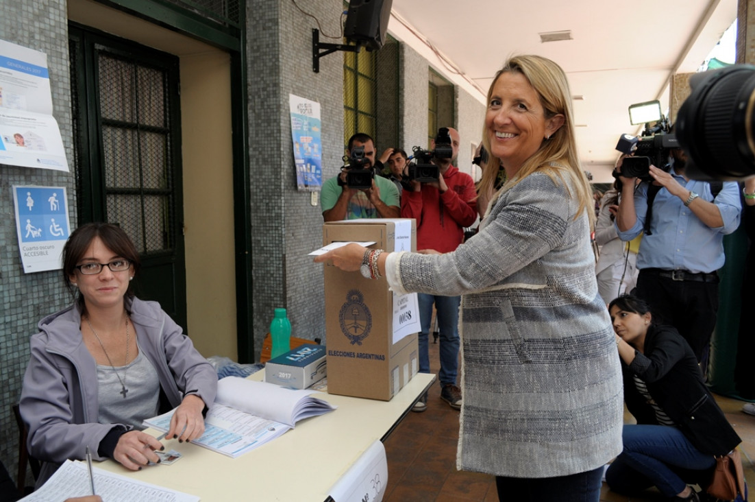 imagen Najul votó confiada y sin sobresaltos