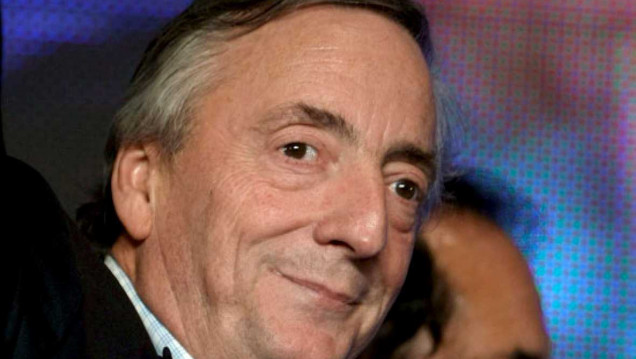 imagen Néstor Kirchner manejaba fondos de Santa Cruz en un paraíso fiscal