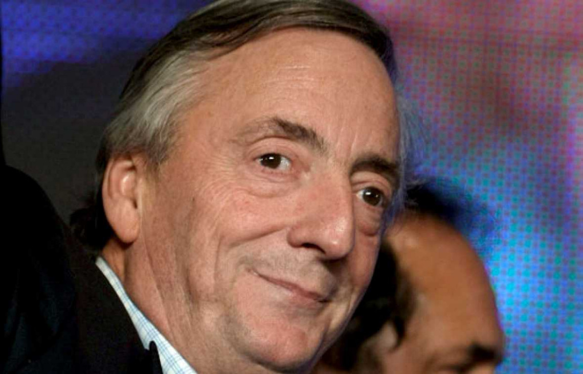 imagen Néstor Kirchner manejaba fondos de Santa Cruz en un paraíso fiscal