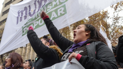 imagen Fotogalería de un nuevo #3J en Mendoza: "Vivas, libres y desendeudadas nos queremos"