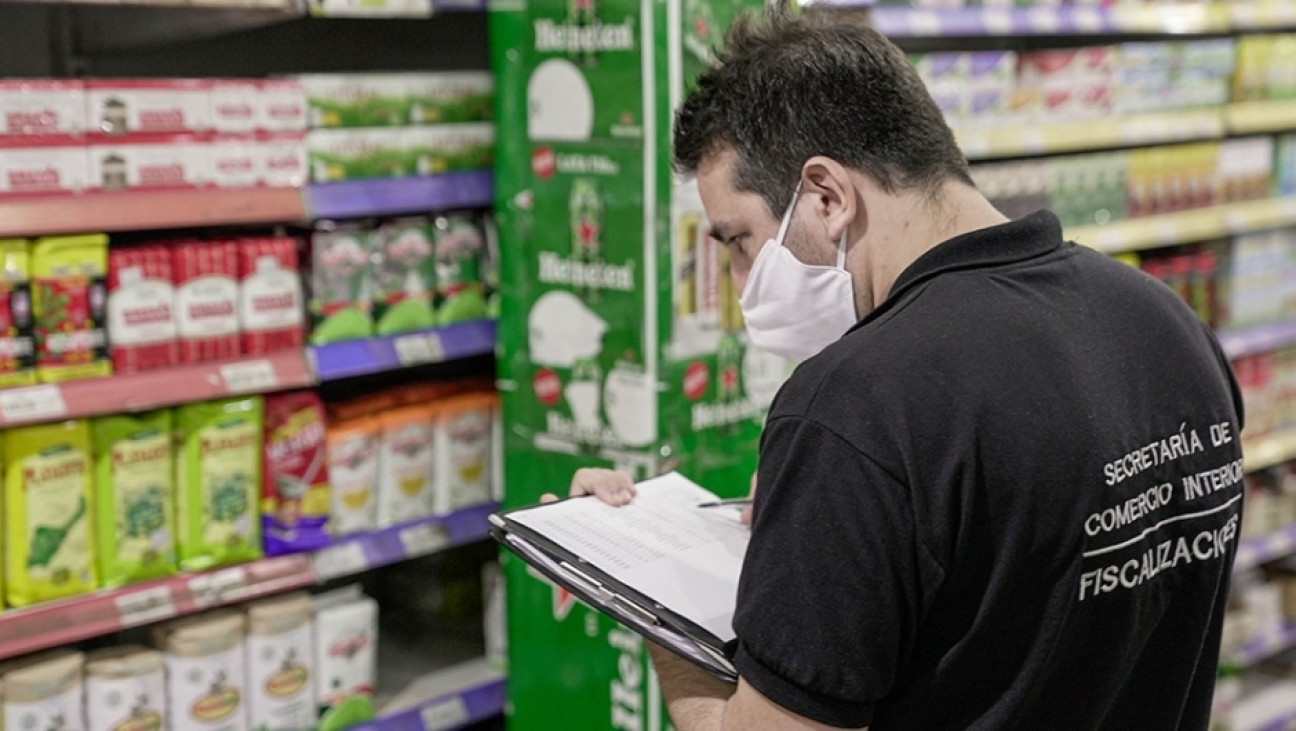 imagen La canasta básica de alimentos aumentó a $73.484 para una familia tipo en diciembre 