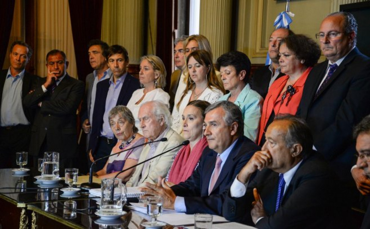 imagen El FpV irá por la sanción de la AFI y la oposición convoca a un debate paralelo