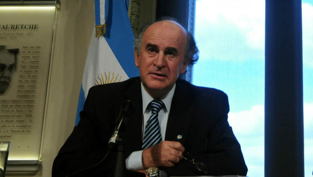 imagen Por el espionaje británico, piden citar a embajadores y a Parrilli