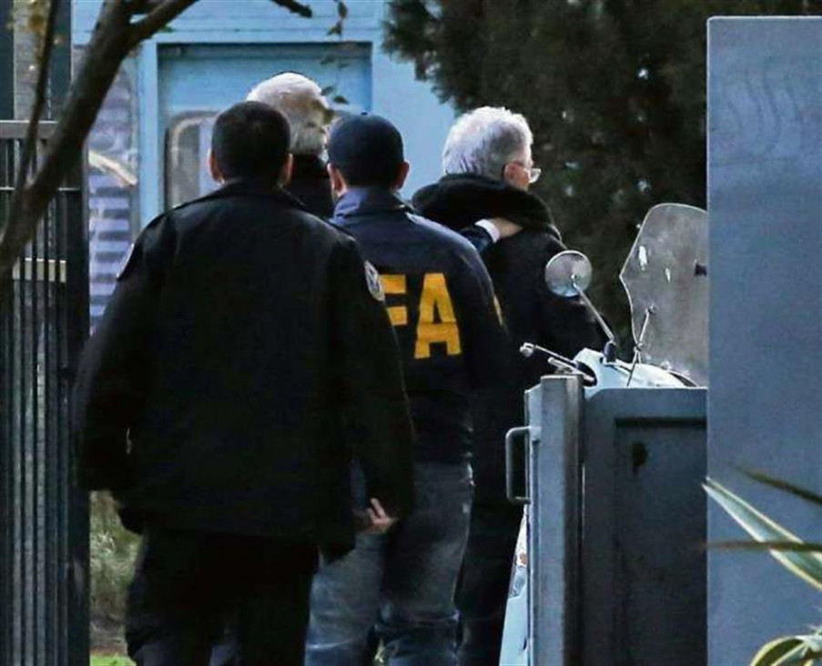 imagen Detuvieron a dos empresarios del transporte 