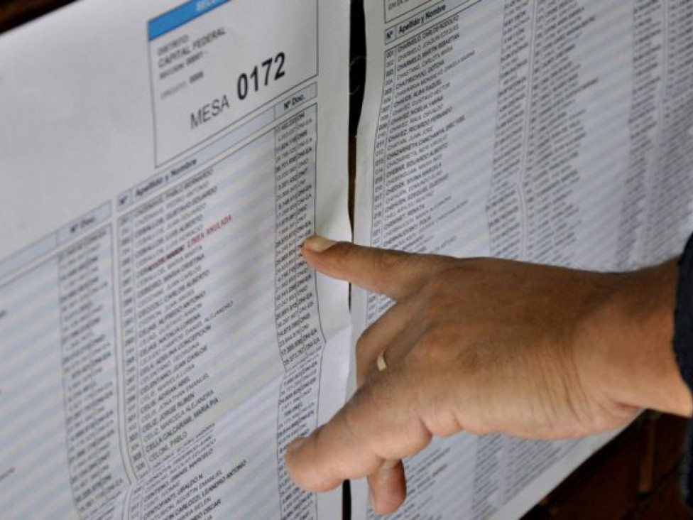 imagen En Mendoza ya votó casi el 64% del padrón