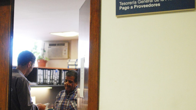imagen Cómo pagará Cornejo a los proveedores del Estado