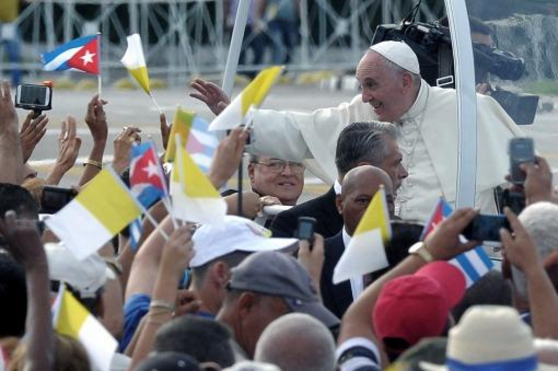 imagen Francisco invitó a "ver más allá"