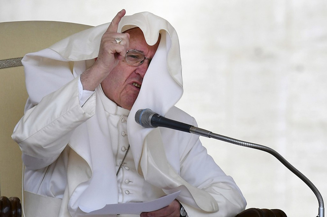 imagen El Papa viaja a Egipto como "mensajero de la paz"