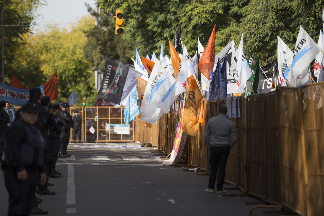 imagen La grieta vallada