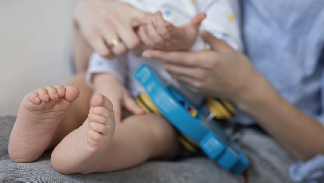imagen La inequidad de las licencias parentales impacta en los niveles de pobreza de niñas, niños y adolescentes