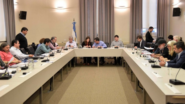 imagen Cuatro gremios universitarios aceptaron la propuesta salarial del Gobierno