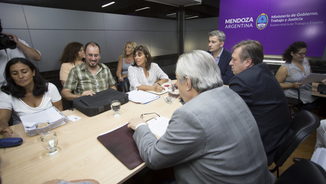 imagen Cornejo ablandó el ítem "aula" y el SUTE endureció su postura