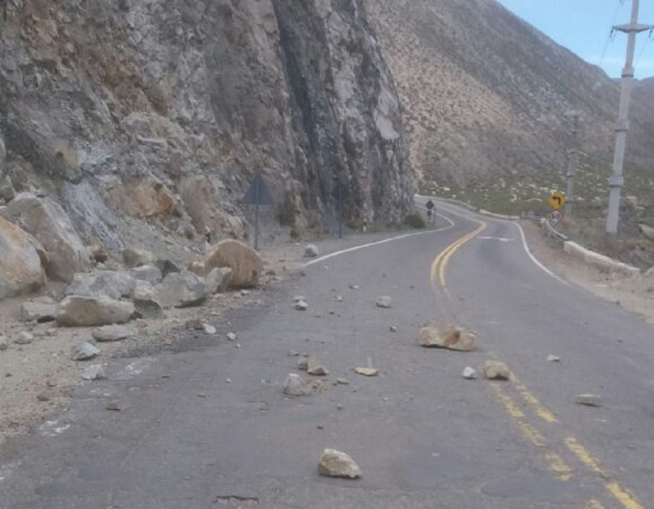 imagen Alta montaña: cortan tránsito en la Ruta 7 por derrumbes