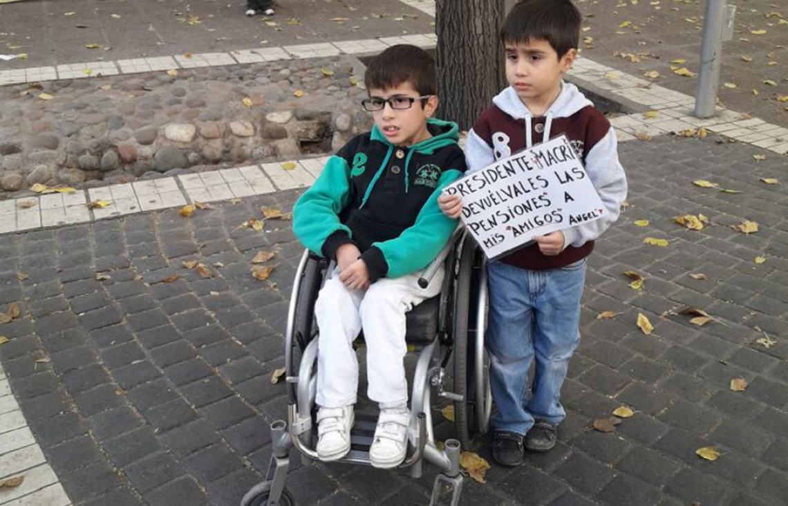 imagen Presentarán amparo colectivo contra la quita de pensiones por discapacidad