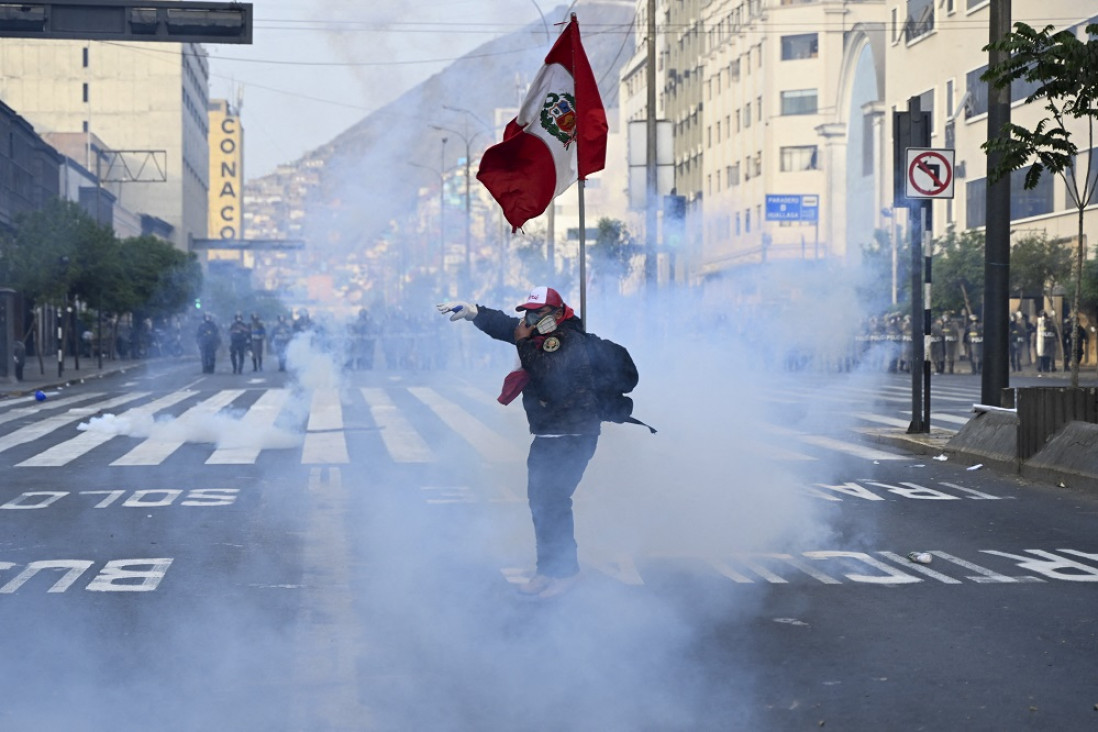 imagen El anuncio de elecciones para 2024 no calmó las protestas en Perú