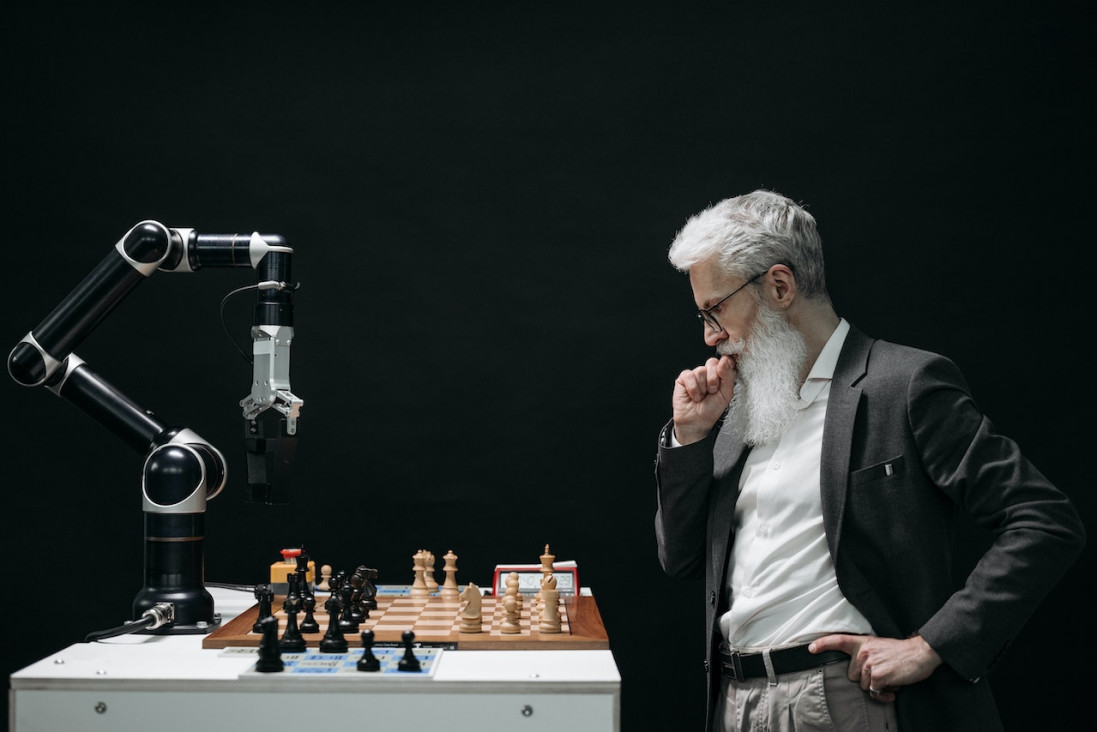 imagen "Todas las disciplinas de las ciencias sociales tienen algo para decir sobre la inteligencia artificial"