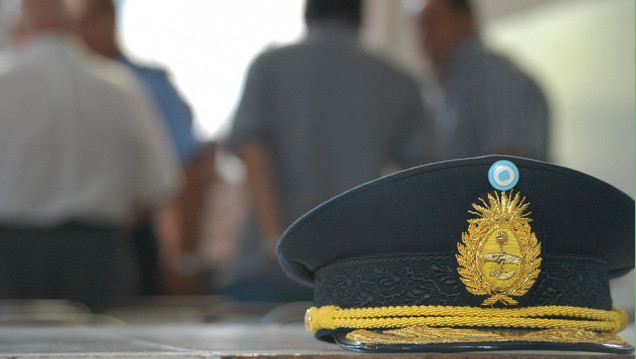 imagen Carrera policial: quieren que ingresen con el secundario completo