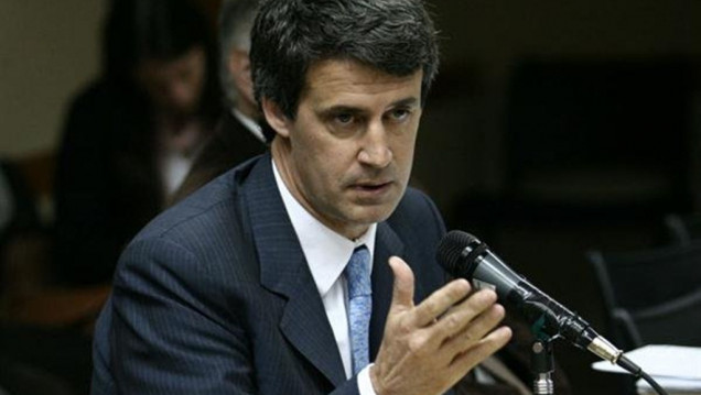 imagen Prat Gay descartó el feriado cambiario