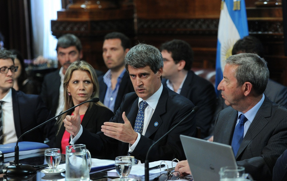 imagen Gobernadores debatirán sobre ganancias en el Senado