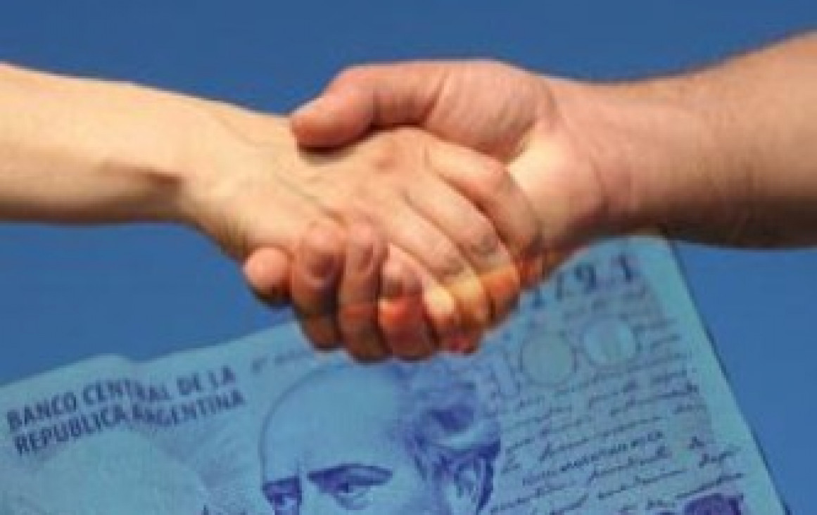 imagen Mil empleados públicos en bancarrota