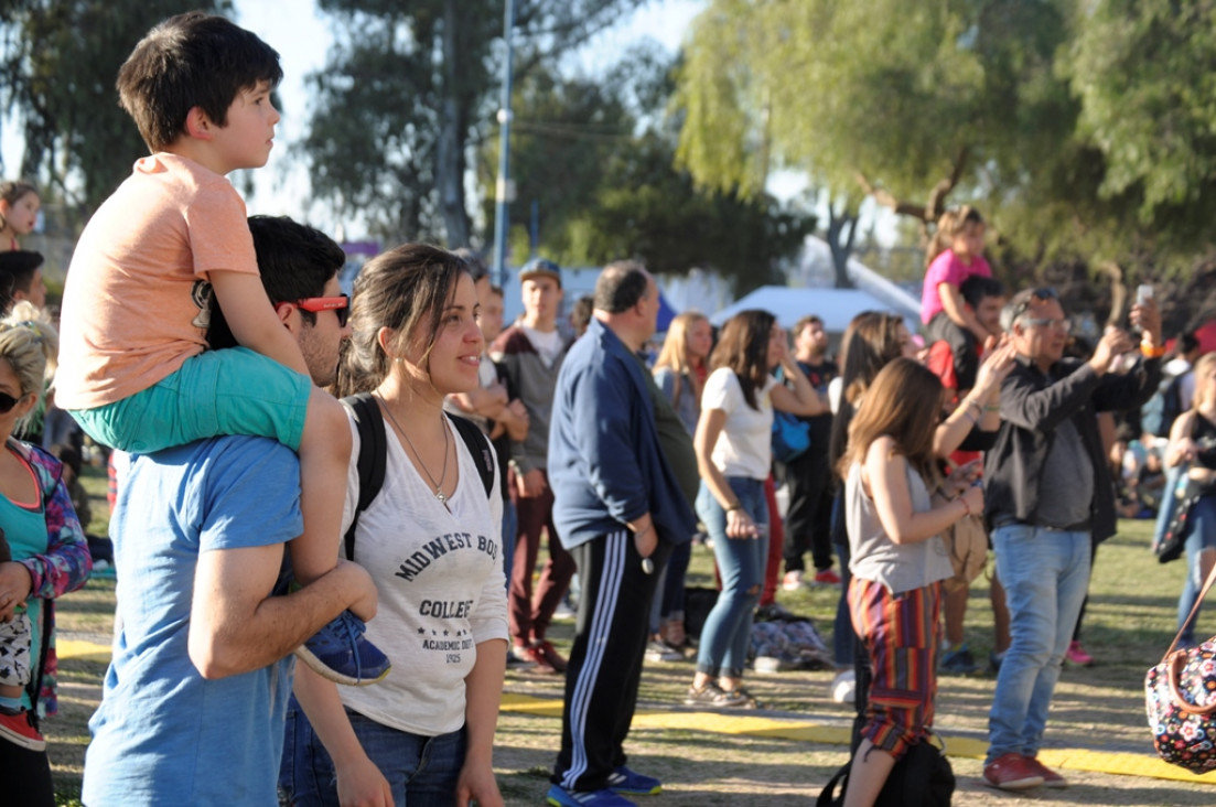 imagen Mirá los videos del festival que hizo vibrar con su música