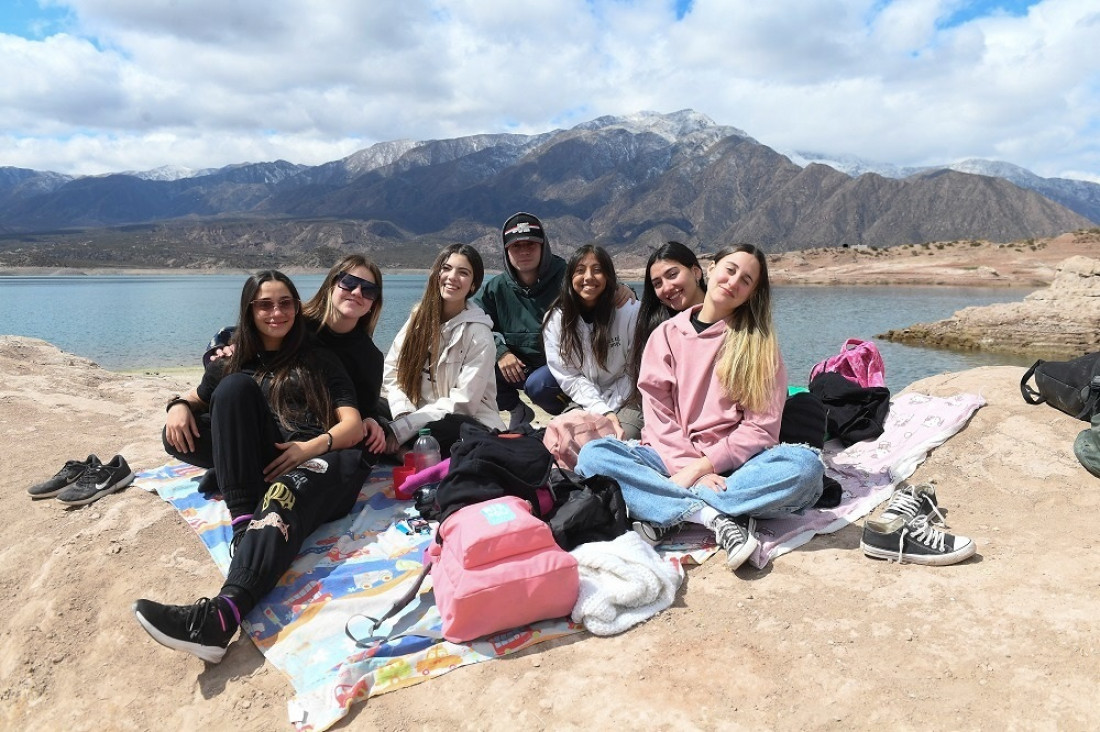 imagen Ni la nieve empañó que la juventud celebrara el Día de la Primavera 