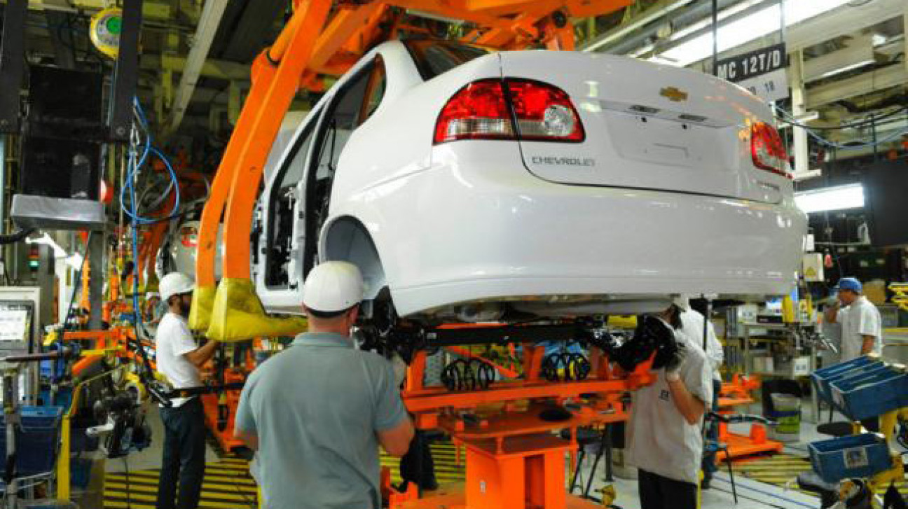 imagen Cada vez son menos los autos de producción nacional y más los importados