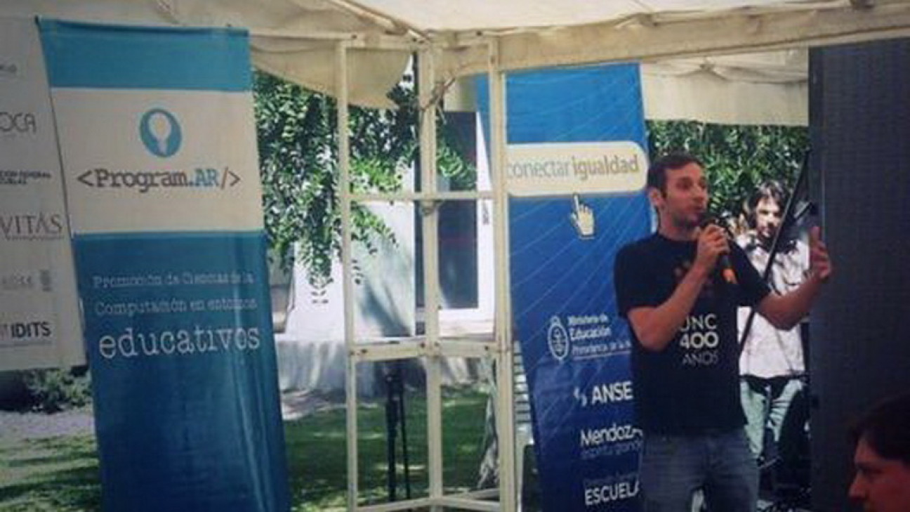 imagen Tuit a tuit: programar para crecer