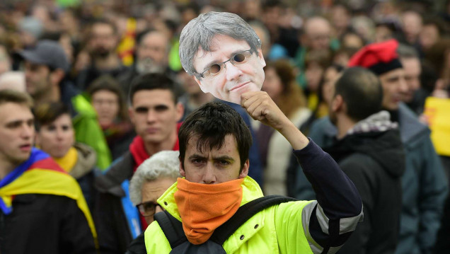imagen Detuvieron a Puigdemont y miles de catalanes protestan en la calle