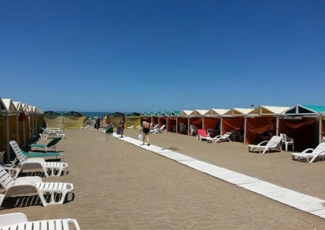 imagen Playas accesibles: la primera carpa para personas electrodependientes está en Mar del Plata