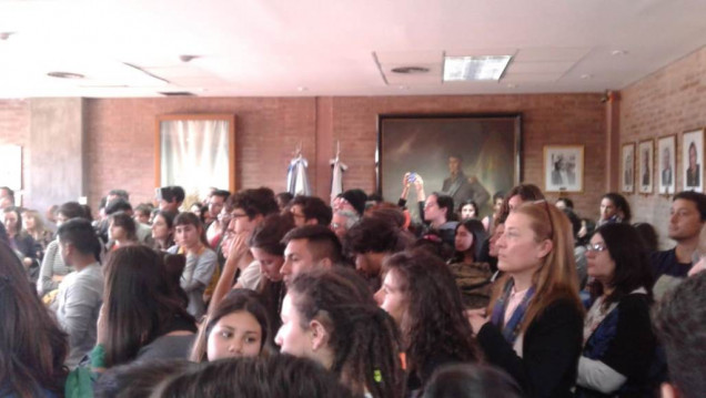 imagen Estudiantes tomaron el Rectorado de la UNCUYO