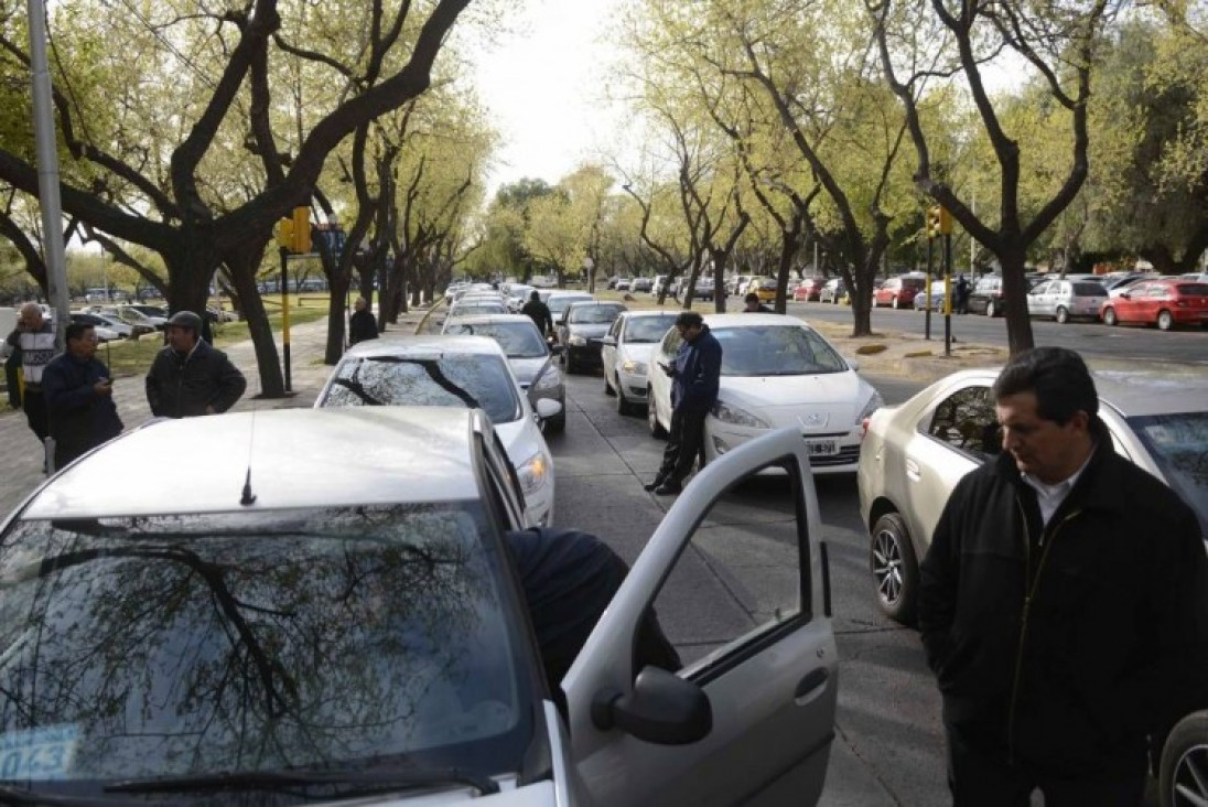 imagen Demoras y cancelación de viajes de remises por las obras viales