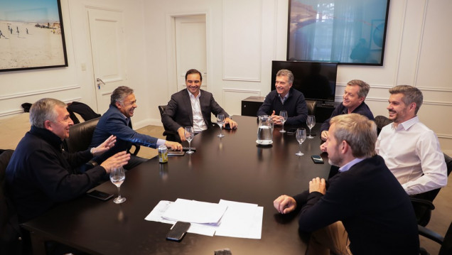 imagen Cornejo no participará de la reunión con Macri