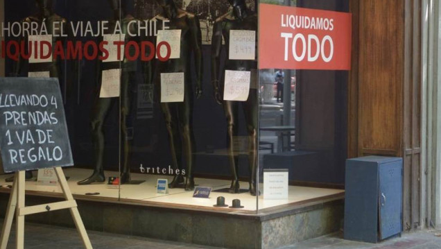 imagen Cuando compramos ropa, la mitad de su precio se va a impuestos