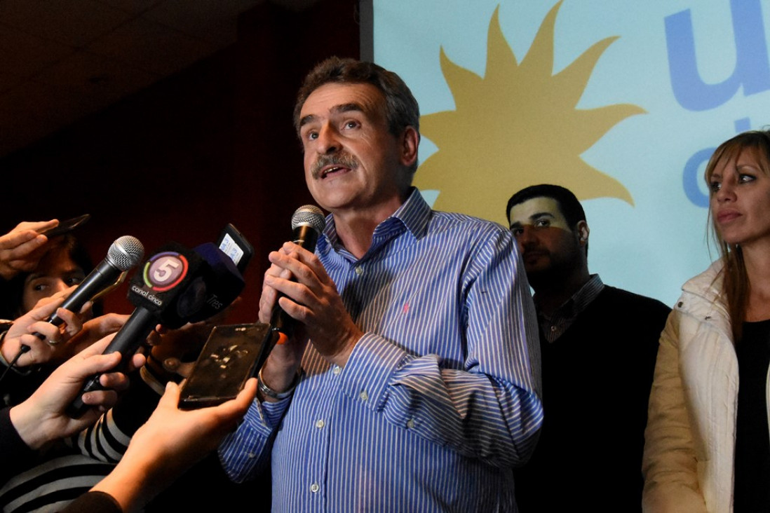 imagen Lanzan una "convocatoria amplia y generosa" para oponerse a Macri