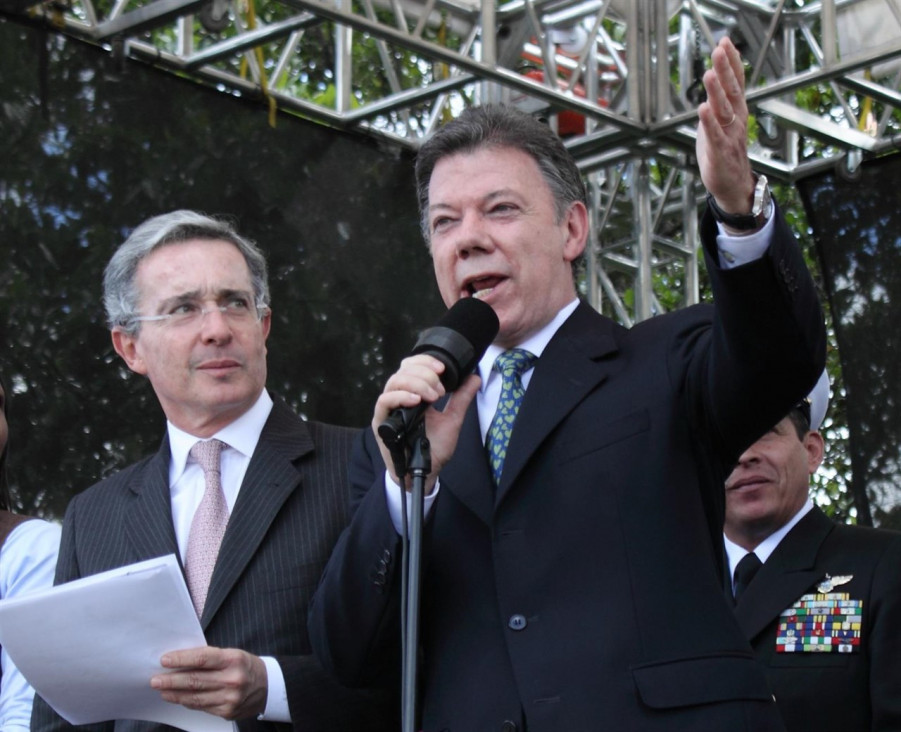 imagen Santos y Uribe buscan renegociar el acuerdo de paz con las FARC