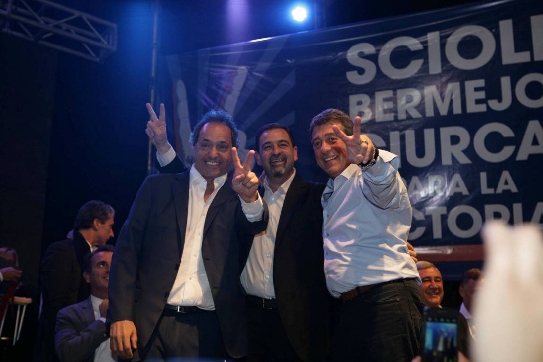 imagen Scioli apoyó a Bermejo y a Ciurca, y prometió casas y el Trasandino