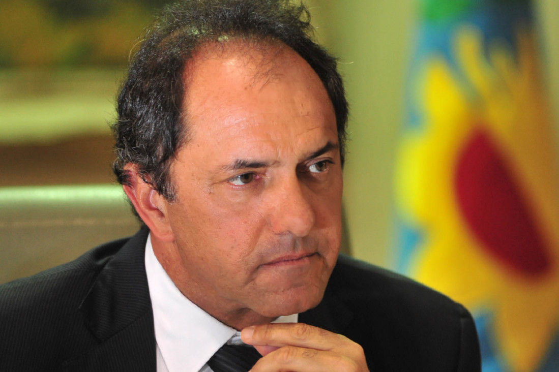 imagen Scioli regresó al país desde Roma tras suspender un tratamiento médico por las inundaciones