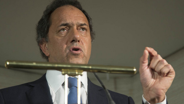 imagen Voces tras la negativa de Scioli al debate