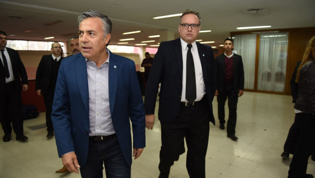 imagen Cornejo pidió respetar a la Policía